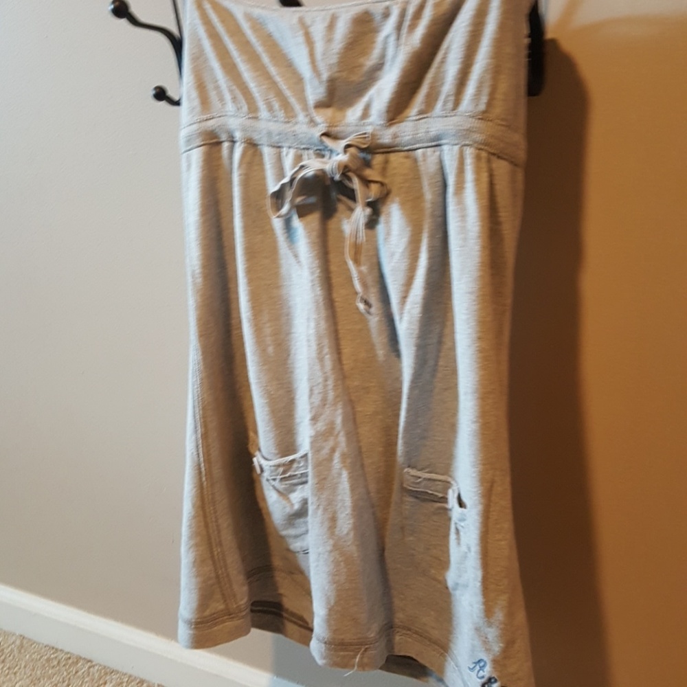Strapless cover up